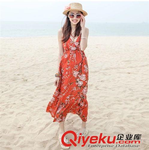     防曬服 新款韓國百搭修身桃花甜美長裙V領(lǐng)吊帶沙灘裙一件代發(fā)