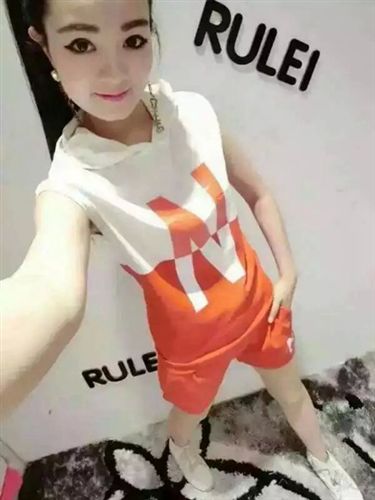 2015年06月 歐洲站2015夏季新款 運(yùn)動套裝女夏時尚N連帽短袖+短褲套裝加工定原始圖片2