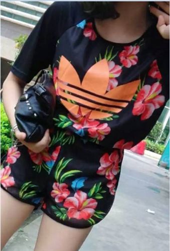 女式休閑套裝 2015夏裝新款三葉草印花 迷彩T恤 短裙套裝 修身包裙 兩件套