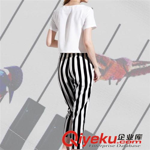 5月1日新款 2015時尚夏季新款歐美黑白鋼琴條紋套裝短袖兩件套裝爆款一件代發原始圖片3