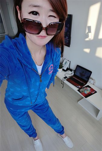 ◤爆款推薦◥ 大嘴巴猴子滿印心精美刺繡天鵝絨連帽休閑運動套裝 拉鏈衛衣 女原始圖片3
