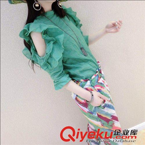五月新款 夏季新款女裝露肩荷葉邊上衣+印花休閑褲套裝