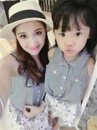 親子裝 微信一手貨源韓國東大門親子裝水洗牛仔襯衫印花網(wǎng)紗裙褲母女套裝原始圖片3