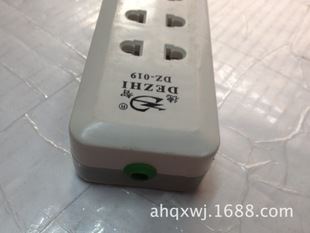 德智不帶線插座 德智DZ-019  供應(yīng)多功能電源轉(zhuǎn)換插座 9孔無(wú)線插線板原始圖片2