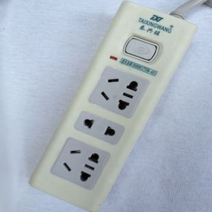 1.8米 泰興旺插板 A51 1.8米 質量保證 廠家直銷 便宜接線板原始圖片2