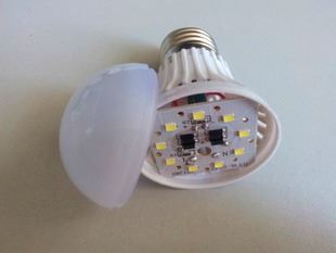 LED塑料球泡A款 厂家批发LED塑料球泡 LED球泡 塑料泡 LED球泡灯 2W3W5W9W12W