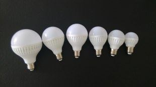 LED塑料球泡B款 LED球泡燈 光面高亮塑料球泡燈泡 E27B22led燈室內(nèi)照明15W原始圖片3