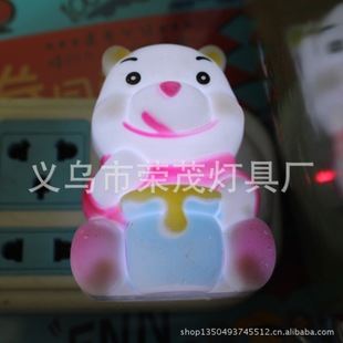 LED卡通插電小夜燈 廠家直銷維尼熊節(jié)能創(chuàng)意插電小夜燈LED禮品燈床頭小夜燈批發(fā)原始圖片3