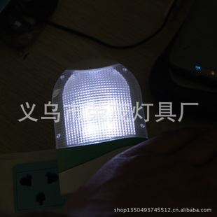 LED光控小夜燈 廠家批發(fā)智能新款光控led節(jié)能創(chuàng)意插電小夜燈直插LED小夜燈禮品燈原始圖片3