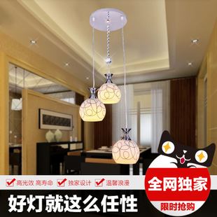 新品速遞 新款現(xiàn)代簡(jiǎn)約吊燈客廳餐廳燈吊燈三頭吧臺(tái)燈玻璃三頭餐吊燈YL822原始圖片3
