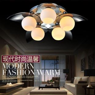 新品速遞 餐廳吊燈 現(xiàn)代簡約餐吊燈創(chuàng)意臥室燈飾 三頭餐廳燈LED吊燈YL803-1