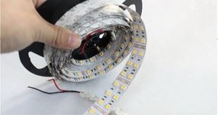 12V軟燈帶 LED燈帶 5050RGB裸板/套管防水 12V120雙排燈珠 低壓彩色軟燈條原始圖片2