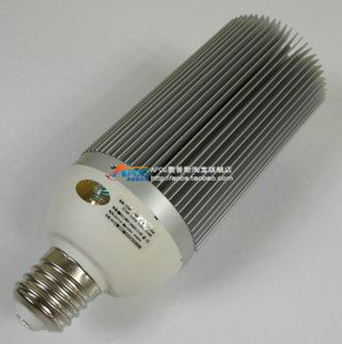 LED投光燈 E40接頭28W/30WLED路燈 鄉(xiāng)村公路道路照明采用臺(tái)灣高亮燈珠