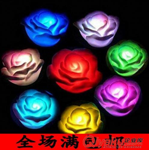 【地攤廟會夜市貨源專區】 創意地攤七彩發光玫瑰花小夜燈 仿真led情人節電子玫瑰燈 小夜燈原始圖片2