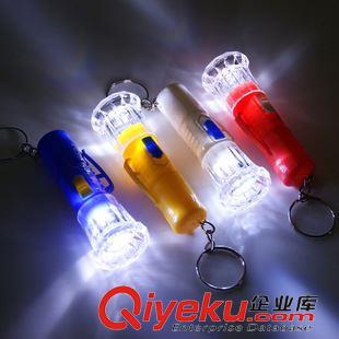 發光玩具 便攜小手電鑰匙掛 迷你發光LED小手電 應急小光源發光玩具批發