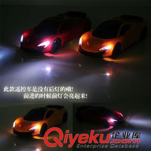 熱銷產(chǎn)品 工廠直銷新款上市方向盤遙控汽車模型  1:16充電遙控賽車帶前燈原始圖片3