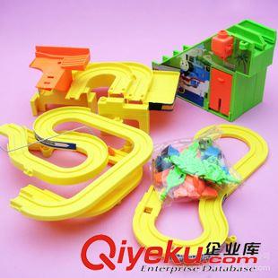 電動軌道車 玩具批發(fā)廠家批發(fā)玩具競速軌道托馬斯軌道極速飚車軌道飛車玩具