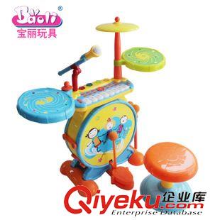 炫新品 廠家直銷 360度旋轉(zhuǎn)電動跳舞機器人 旋轉(zhuǎn)劈叉 帶紅外線 電子玩具