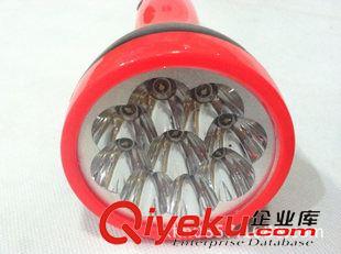 德標(biāo)LED手電筒 廠家直銷 509德標(biāo)LED手電筒 塑料強(qiáng)光手電  充電式手電筒戶外必備