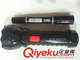 德標(biāo)LED手電筒 【廠家直銷】德標(biāo)505手電筒  塑料強(qiáng)光LED手電筒  充電試5個(gè)燈泡原始圖片2