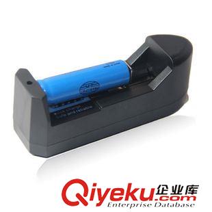 充電器 【廠家直銷】18650鋰電池充電器強光手電筒LED單槽智能3.7V{wn}充