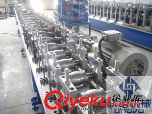 超市貨架系列型材成型設(shè)備 【UNOVO 冷彎成型機】 重型貨架立柱成型機原始圖片2