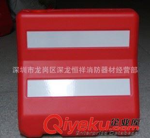 水馬、隔離墩、防撞桶 供應(yīng)交通設(shè)施  深圳隔離墩  惠州隔離墩  深圳隔離墩廠原始圖片3
