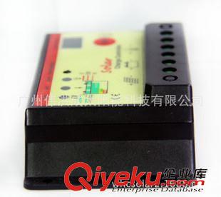 30A太陽(yáng)能控制器 30A太陽(yáng)能控制器12V/24V 光控 時(shí)控 太陽(yáng)能充電保護(hù)裝置 CMT