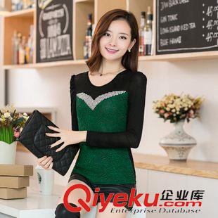 2015年7月新款 2015風范秋季新款小衛(wèi)衣料寬松顯瘦大碼時尚繡花圓領長袖T恤