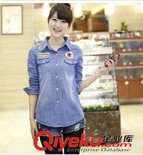 牛仔長(zhǎng)袖襯衣 8025# 韓國(guó)李孝利款街頭時(shí)尚寬松蕾絲牛仔拼接大碼長(zhǎng)袖襯衣襯衫