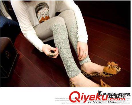 5月孕婦裝 896#   孕婦褲  純棉蕾絲鉤花長(zhǎng)褲 孕婦打底褲 托腹褲原始圖片2