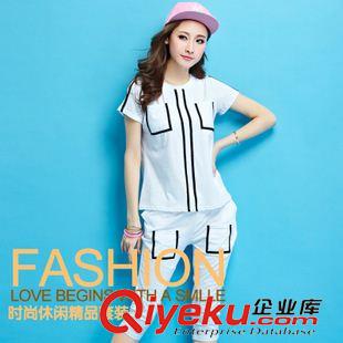 2015街舞褲 6050# 模特實(shí)拍 夏裝新款女裝短袖戴帽修身拼接字母休閑運(yùn)動(dòng)套裝