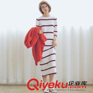 2015八月{dy}批新款上架 韓國(guó)代購(gòu)秋裝新款日系復(fù)古長(zhǎng)款修身?xiàng)l紋針織連衣裙女潮原始圖片3