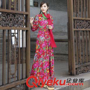 2015八月{dy}批新款上架 2015 張馨予秋裝新款東北大花復(fù)古民族風(fēng)長袖棉綢連衣裙女原始圖片3