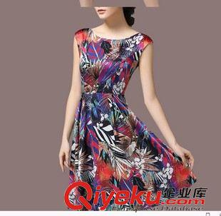 真絲系列 2015夏裝新款女裝真絲印花連衣裙后背V領(lǐng)大擺高腰連衣裙原始圖片3
