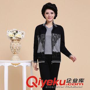 秋季中老年款 早秋新款中老年運動套裝女春秋三件套長袖加肥加大碼媽媽裝運動服原始圖片2