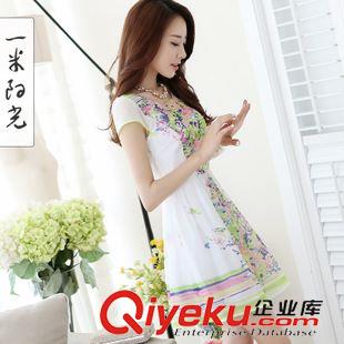 連衣裙/長裙 韓版蕾絲無袖連衣裙夏季新款打底裙子女 (送腰帶）
