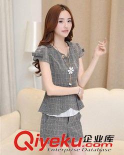 2015年7月新款 棉麻連衣裙2015夏季新款韓版女裝大碼格紋襯衫短褲子兩件套裝原始圖片2