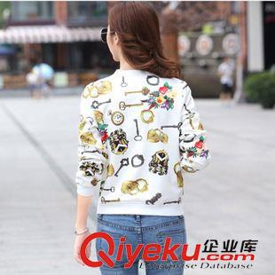 秋款小外套 2015秋裝新款時(shí)尚學(xué)生短外套女裝棒球服印花開(kāi)衫長(zhǎng)袖休閑薄夾克衫原始圖片3