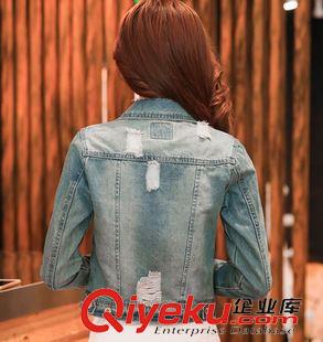秋季新款{dy}期 秋裝新品 潮流吸睛破洞時(shí)尚款 舒適休閑百搭牛仔外套原始圖片3