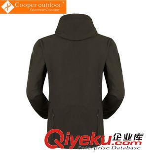 秋冬新品 透濕透氣鯊魚皮戶外男款軟殼沖鋒衣 批發(fā) ZW779原始圖片2