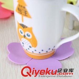 杯子 隨手杯 創(chuàng)意立體四葉草墊 心形防燙硅膠杯墊原始圖片2