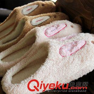 保暖鞋 拖鞋 韓版可愛小兔低跟居家棉拖鞋 刺繡珊瑚棉保暖女士拖鞋 地板鞋