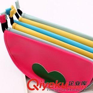 筆袋●文具盒 創(chuàng)意多功能雜物收納包 胡子筆袋文具袋 展開(kāi)后鼠標(biāo)墊批發(fā)原始圖片2