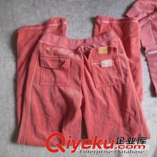 近一個月新款 價優(yōu)3色多碼《外貿時尚運動感》庫存天鵝絨女式休閑套裝原始圖片2