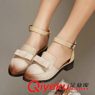 4月第四期新品 單鞋女鞋2015新款潮 春秋低跟單鞋英倫學(xué)院風(fēng)粗跟鉚釘復(fù)古鞋