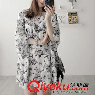 6月新款第九期 Y3923#夏季韓國(guó)東大門(mén)新款女裝 雪紡碎花V領(lǐng)連衣裙 廠家直銷原始圖片2
