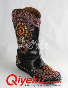 冬款雪地靴系列 2014秋冬民族風(fēng)串珠繡花印巴風(fēng)情短靴平底手工PU泰國(guó)進(jìn)口中筒靴女原始圖片3
