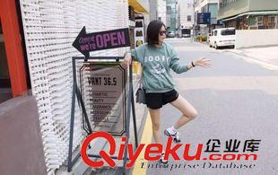 9.10~ 韓國(guó)代購(gòu)款 小鯊魚(yú)圖案寬松毛圈衛(wèi)衣 女原始圖片3