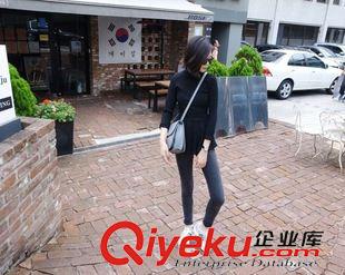 8.25~ 15秋季 跑量款 螺紋高彈力裙擺修身針織打底衫 女原始圖片2